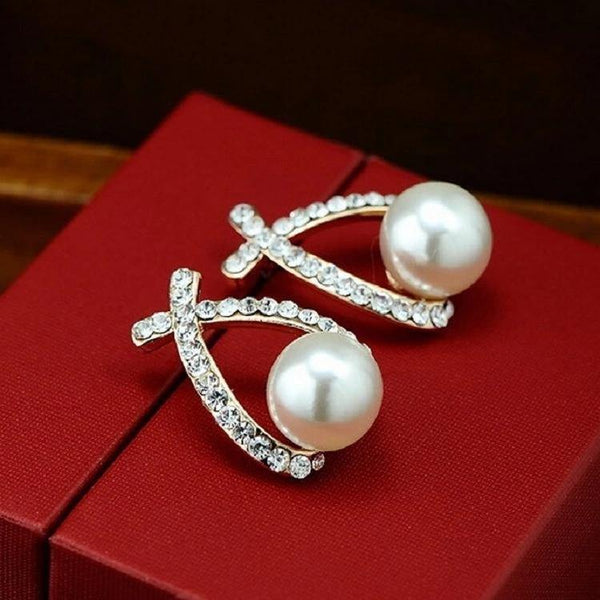 Pearl Stype Stud Earrings - LumibellaFashion