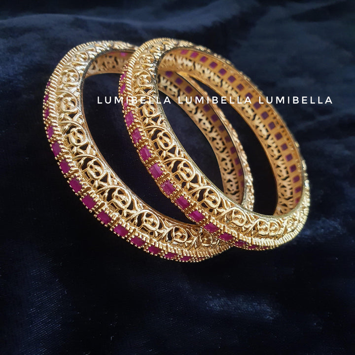 Antique Style Bangles With Ruby Stones  2*6 - LumibellaFashion