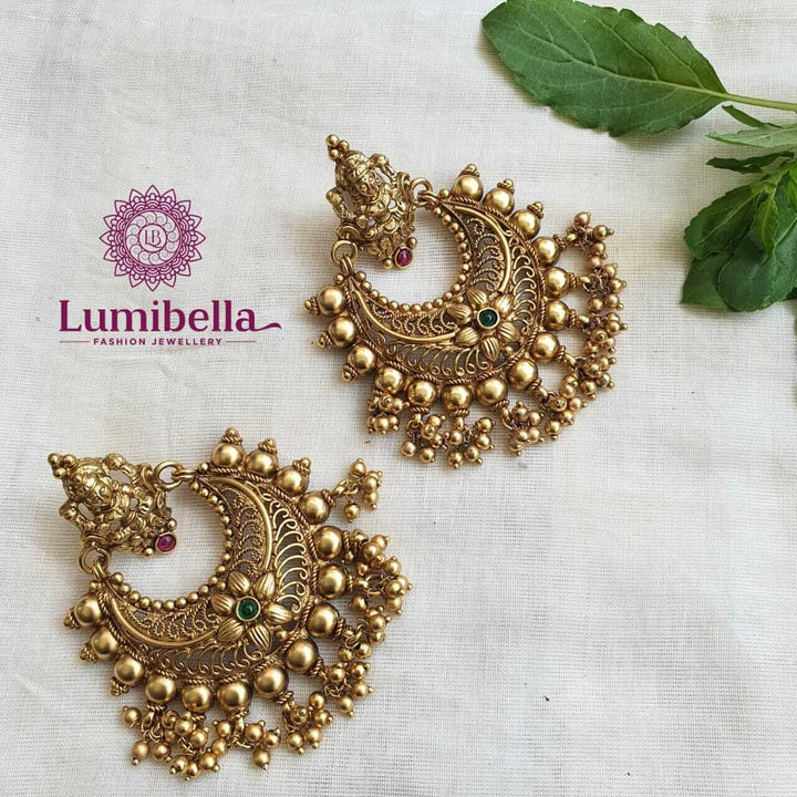 chandbali earrings 