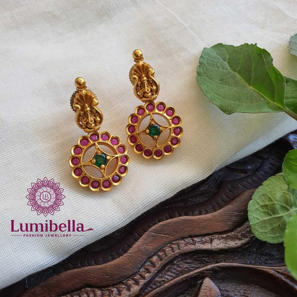 latest design of gold earrings