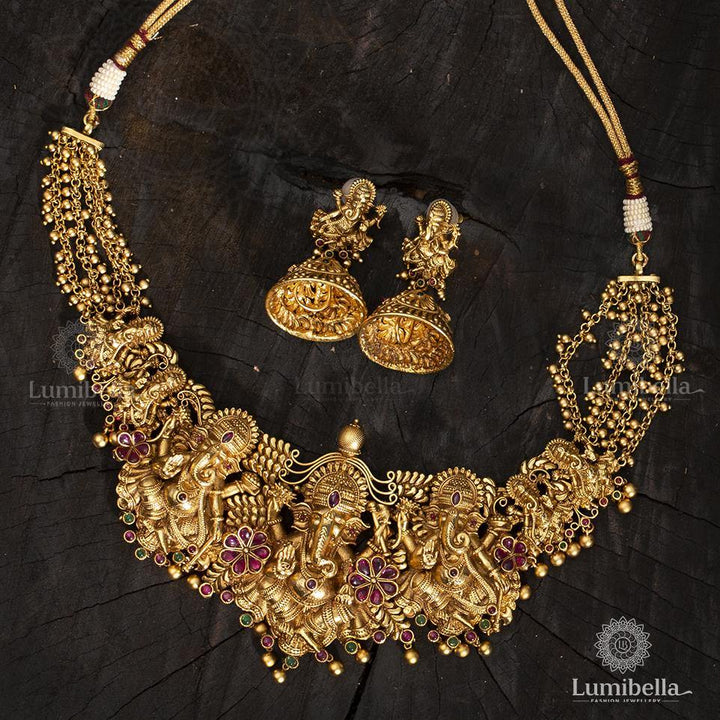 Ganesh Nakshi Necksets