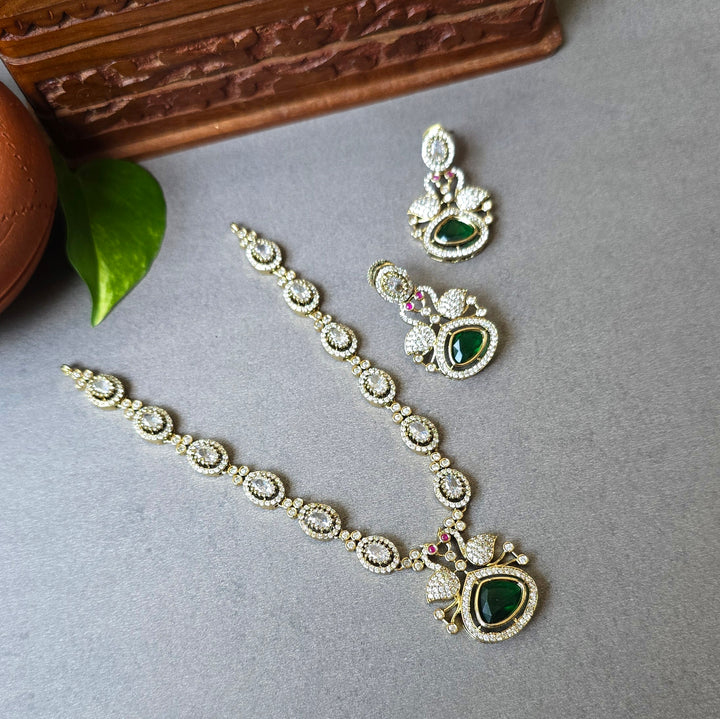 Green Victorian Diamond Peacock Necksets