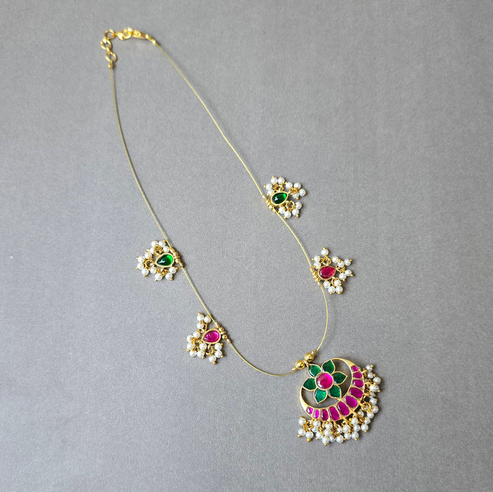 Jadau Floral Pendant With Invisible Chains