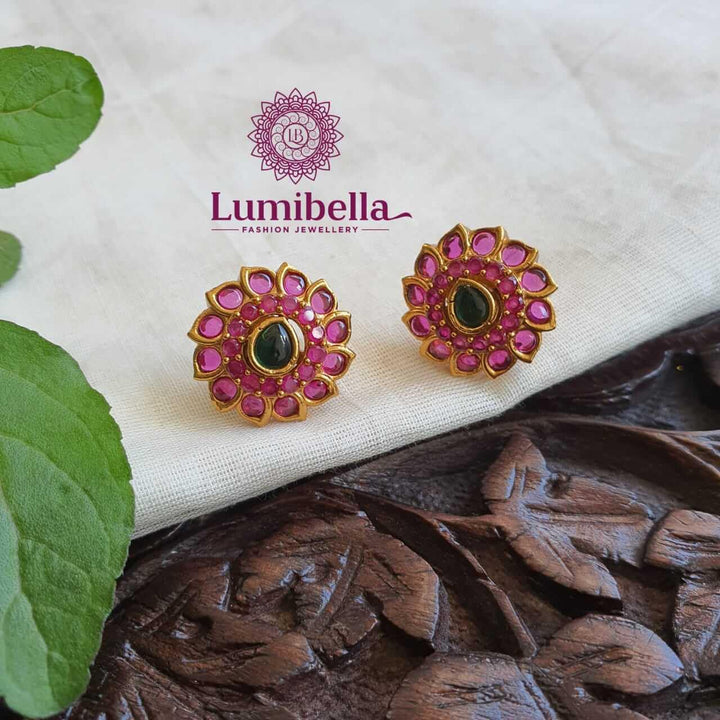 Kemp Floral Stud Earrings - LumibellaFashion