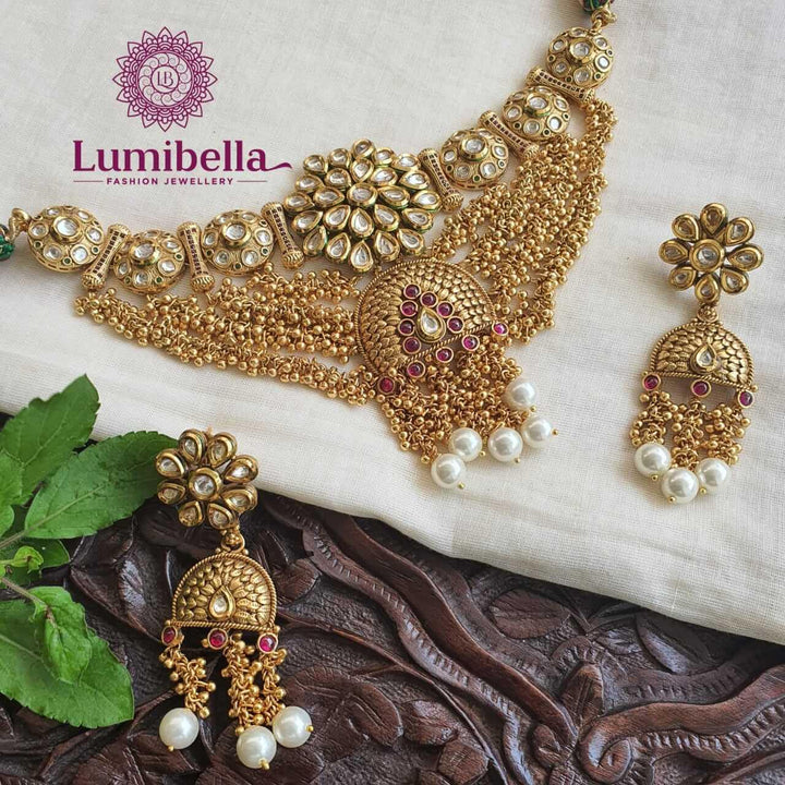 Kundan choker