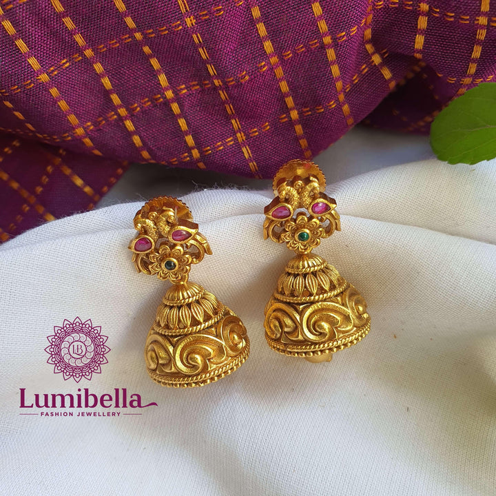 Small Jhumkis