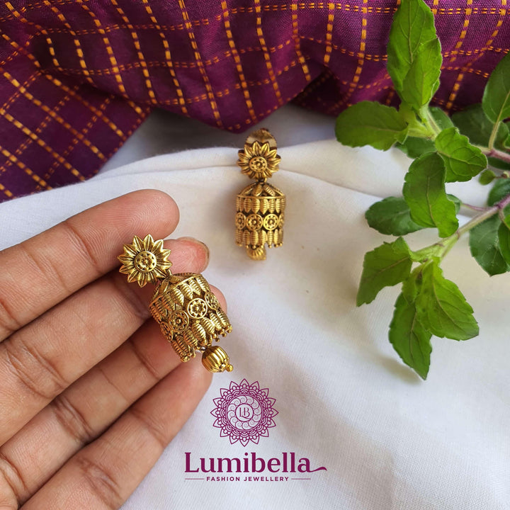 Small Jhumkis