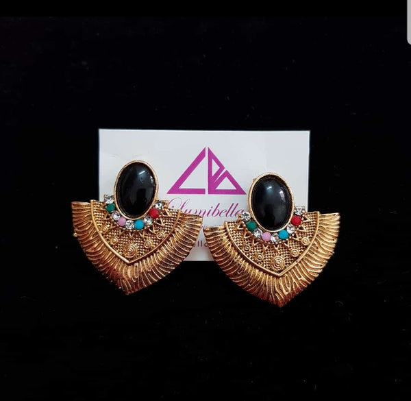 Oval shape fashion earrings