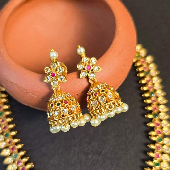 Small Matte Necklace With Jhumkas