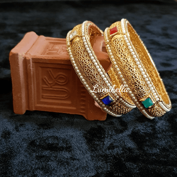 antique kada bangles