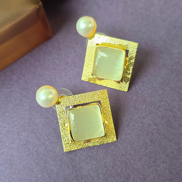 Square shape earrings for women