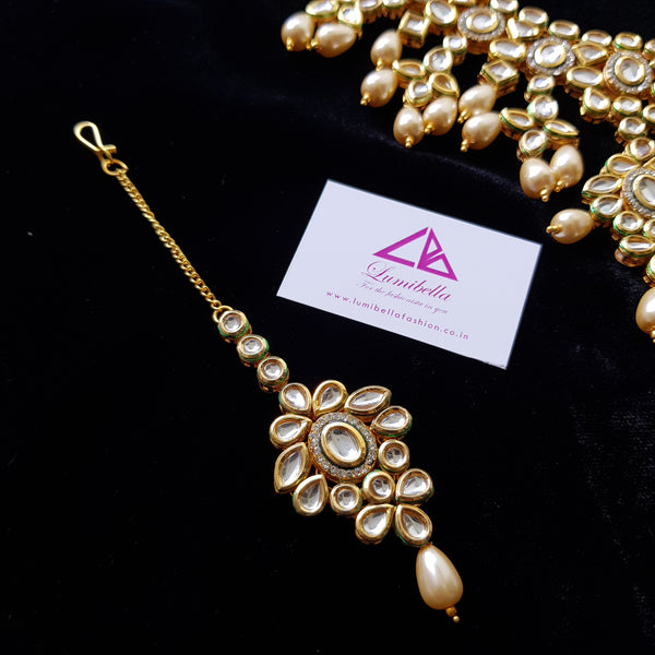 Stunning Kundan Bridal Set With Pearls