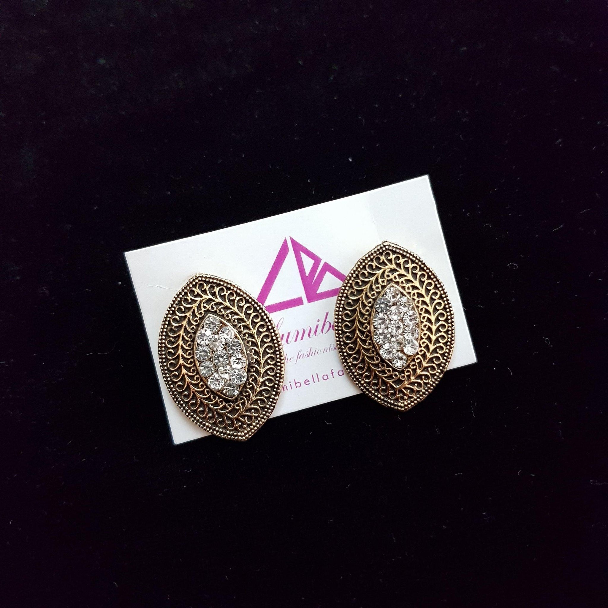 Daily wear Oval Style earrings - LumibellaFashion