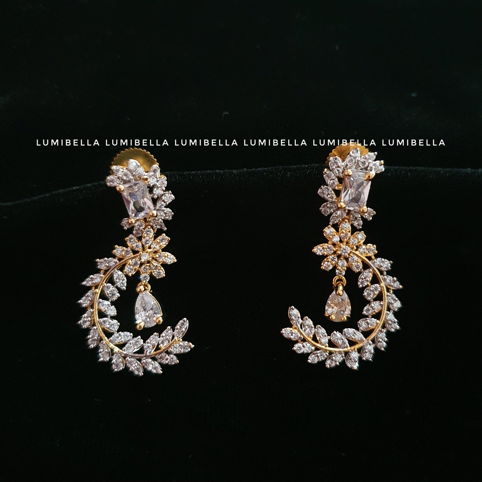 Floral Style Dangle Earrings - LumibellaFashion