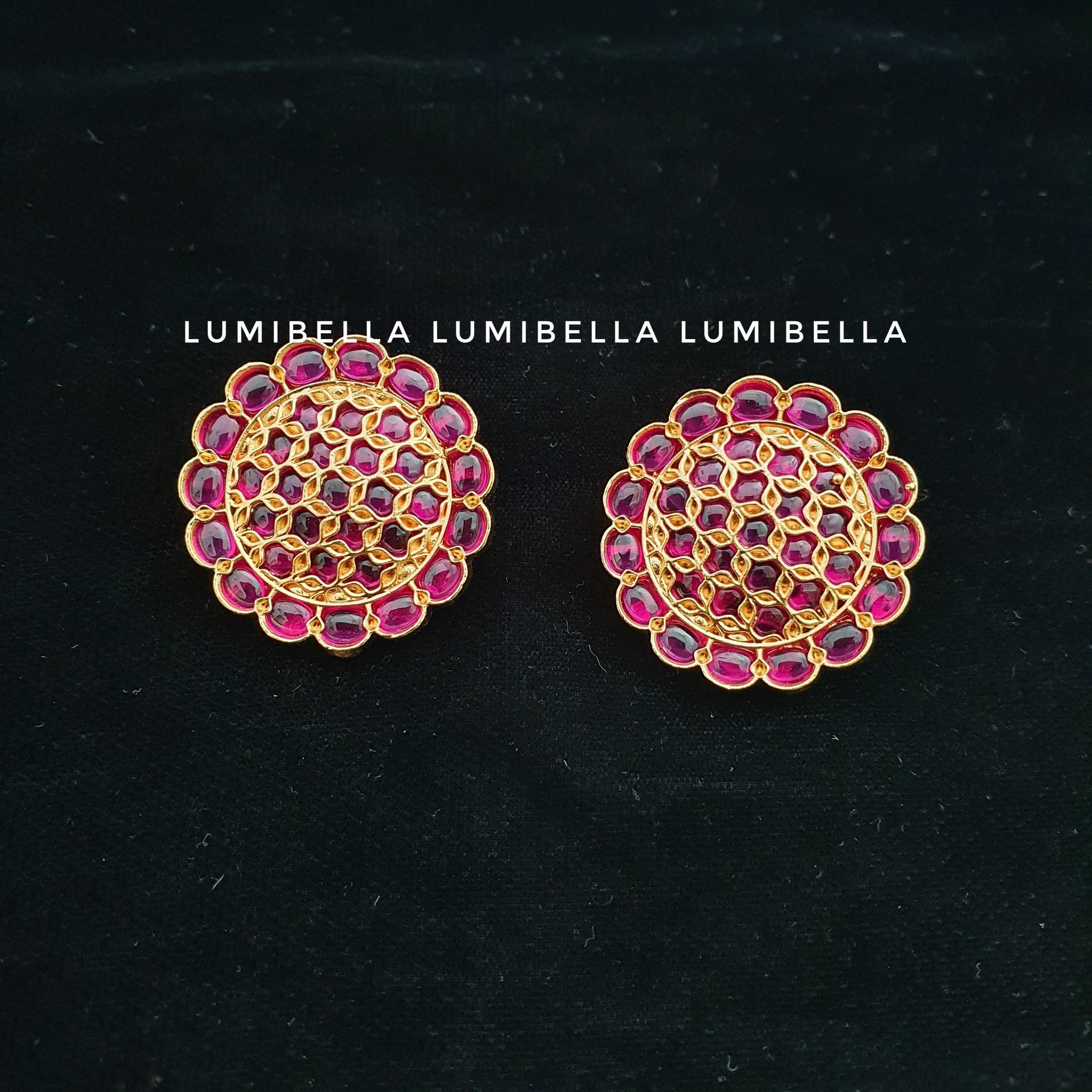 Circle Stud Earrings With Hand Set Kemp Stone - LumibellaFashion