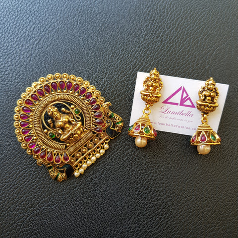 Gold polished Hindu goddess style Pendant set