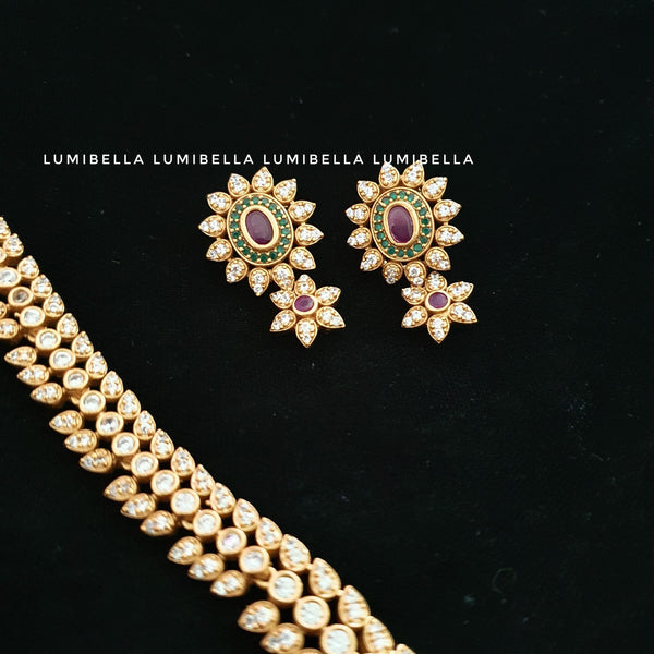Lumibella necklace 