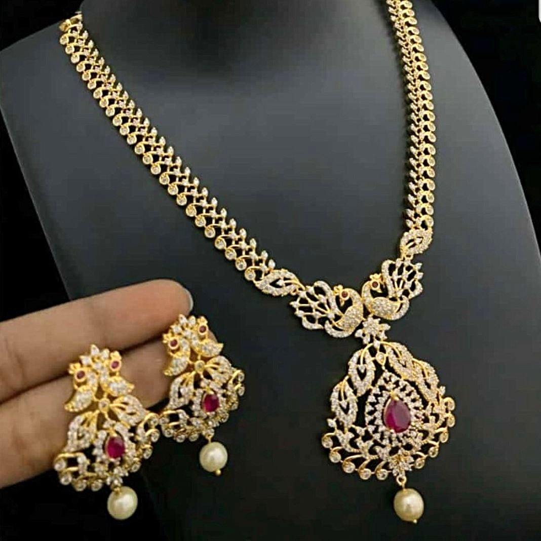 American Diamond Embellished Necklace - LumibellaFashion