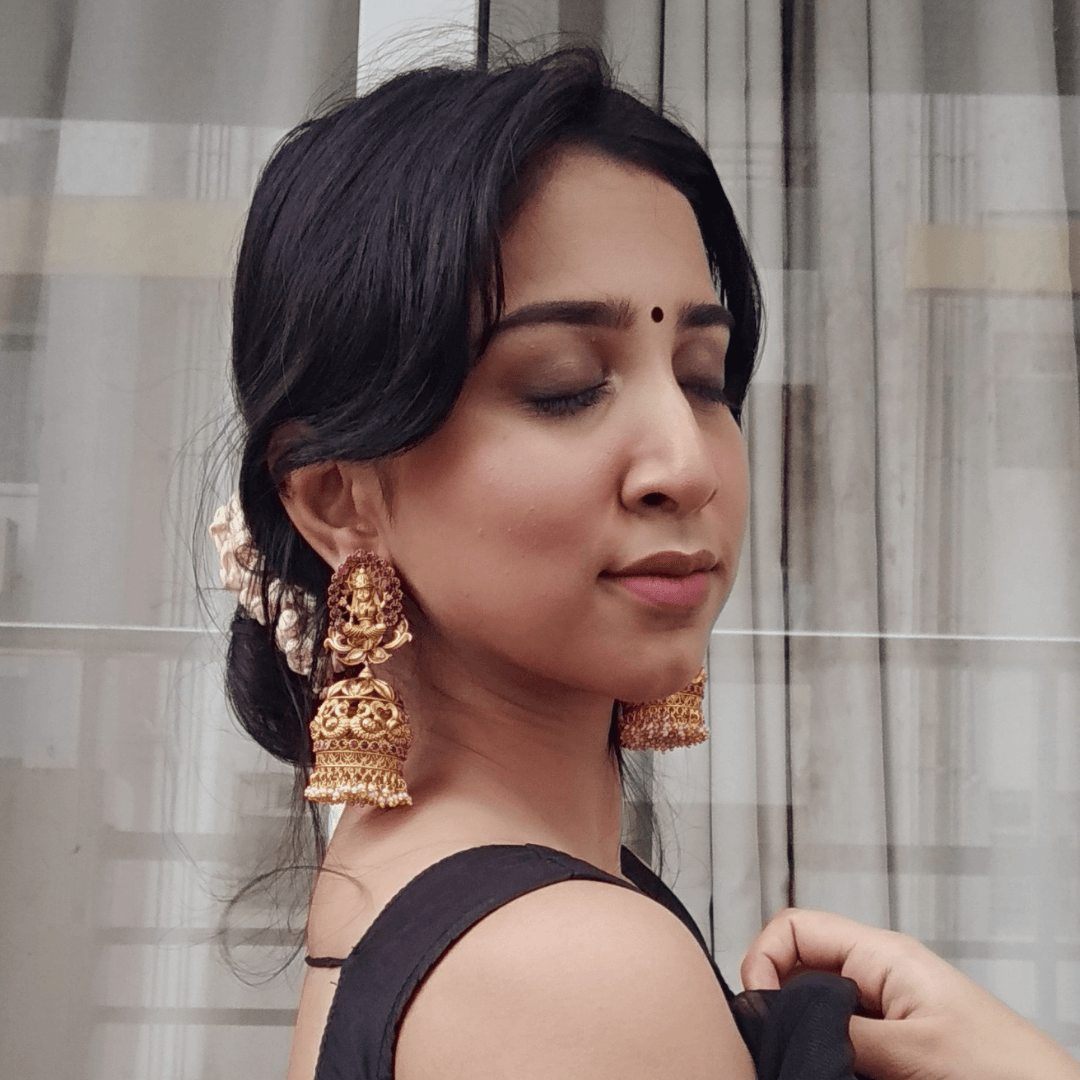 jhumka earrings gold