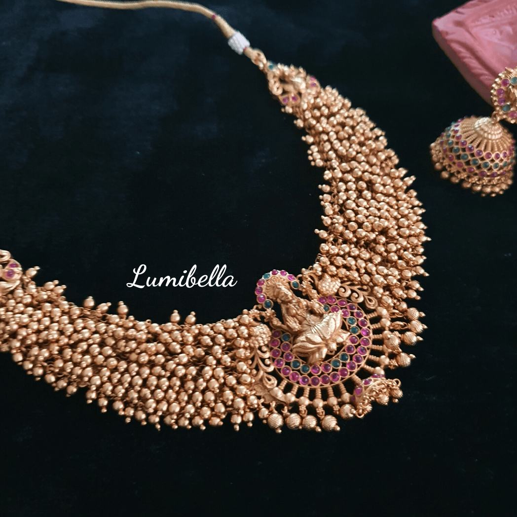lakshmi choker with golden beads