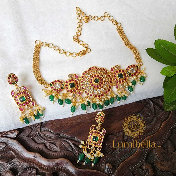 Mandela Floral Choker with Green pearls combo earrings
